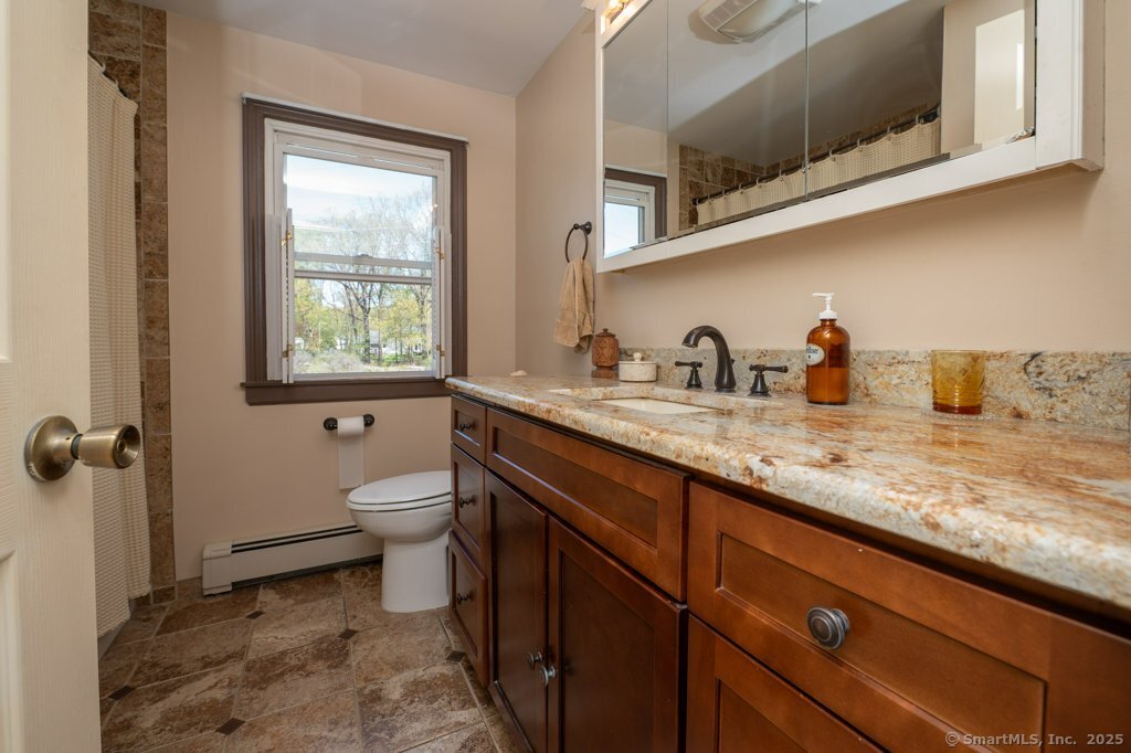 1053 Meriden Avenue, Southington, Connecticut image 28