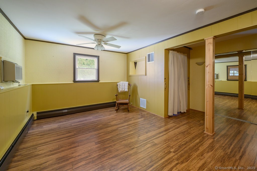 1053 Meriden Avenue, Southington, Connecticut image 21