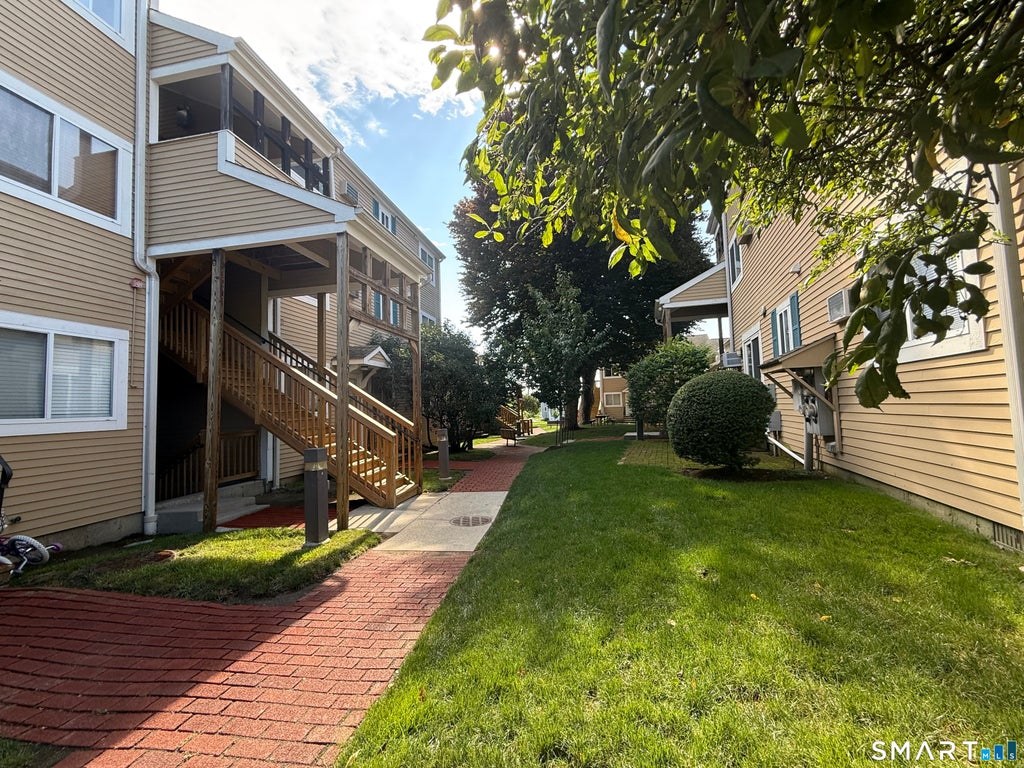 Photo of 135 Flax Hill Road #19, Norwalk, CT 06854 (MLS # 24198110)