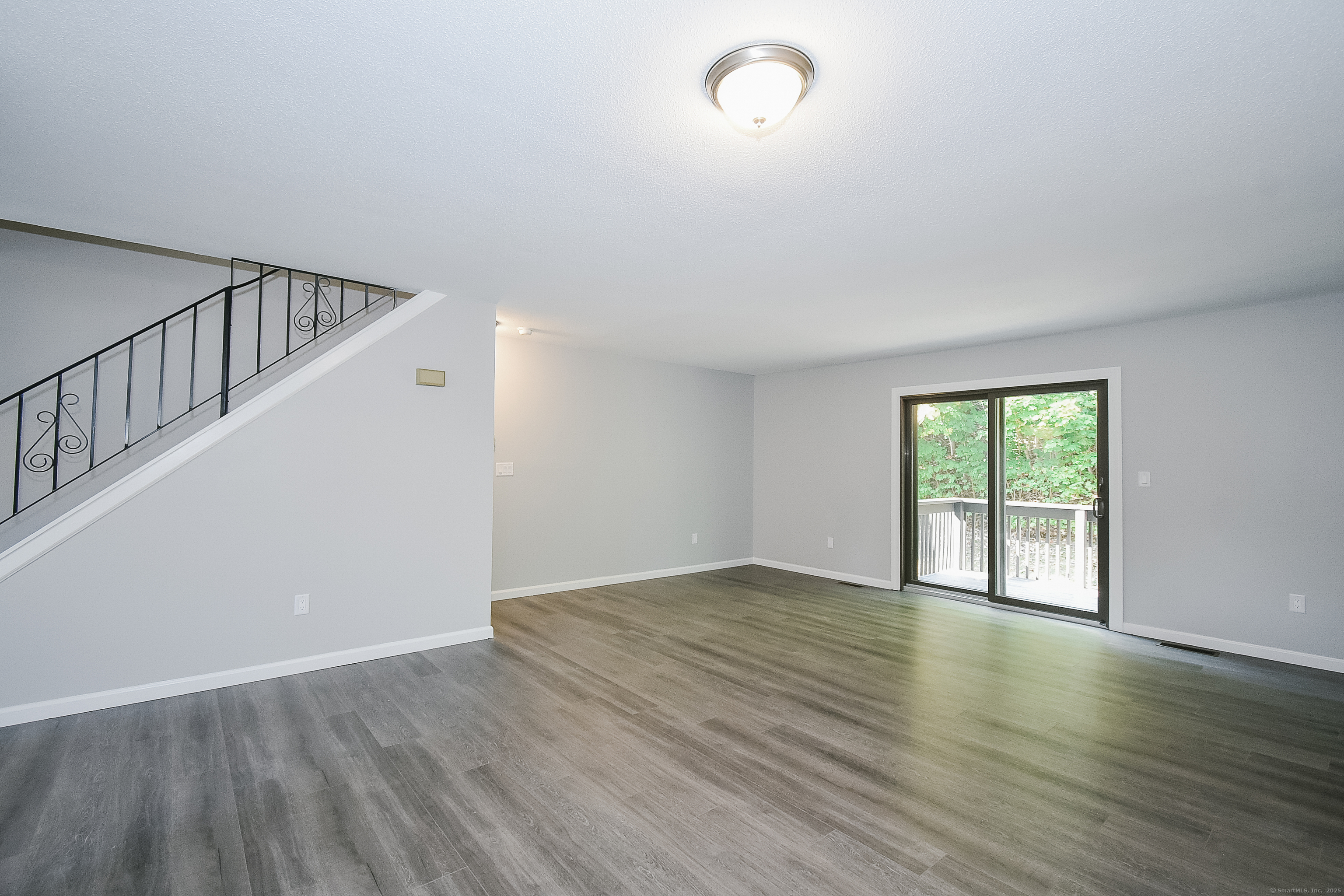 140 Thompson Street APT 16E