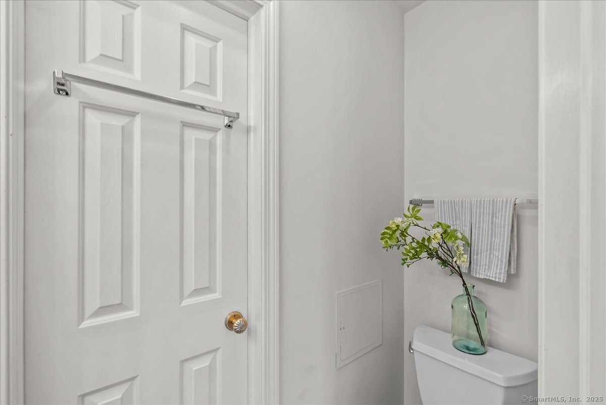 13 Brantwood Drive #13, Madison, Connecticut image 17