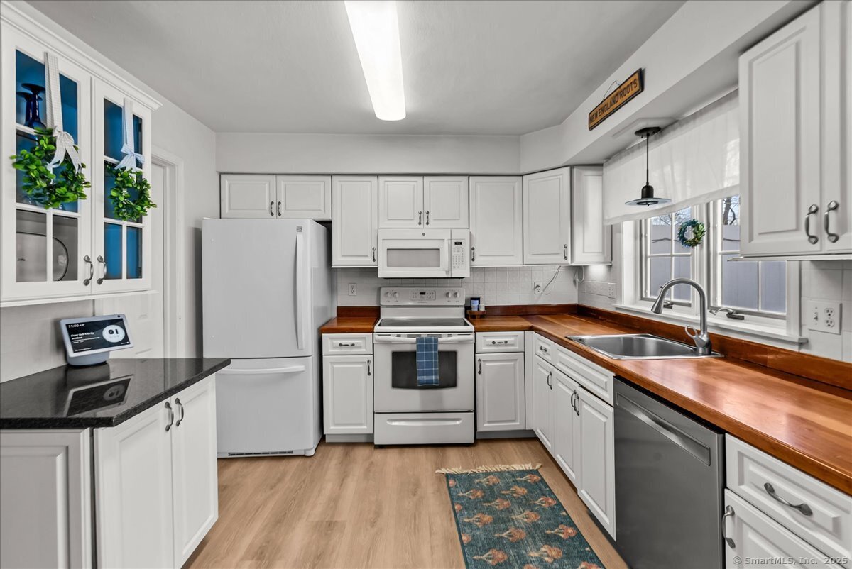 13 Brantwood Drive #13, Madison, Connecticut image 8