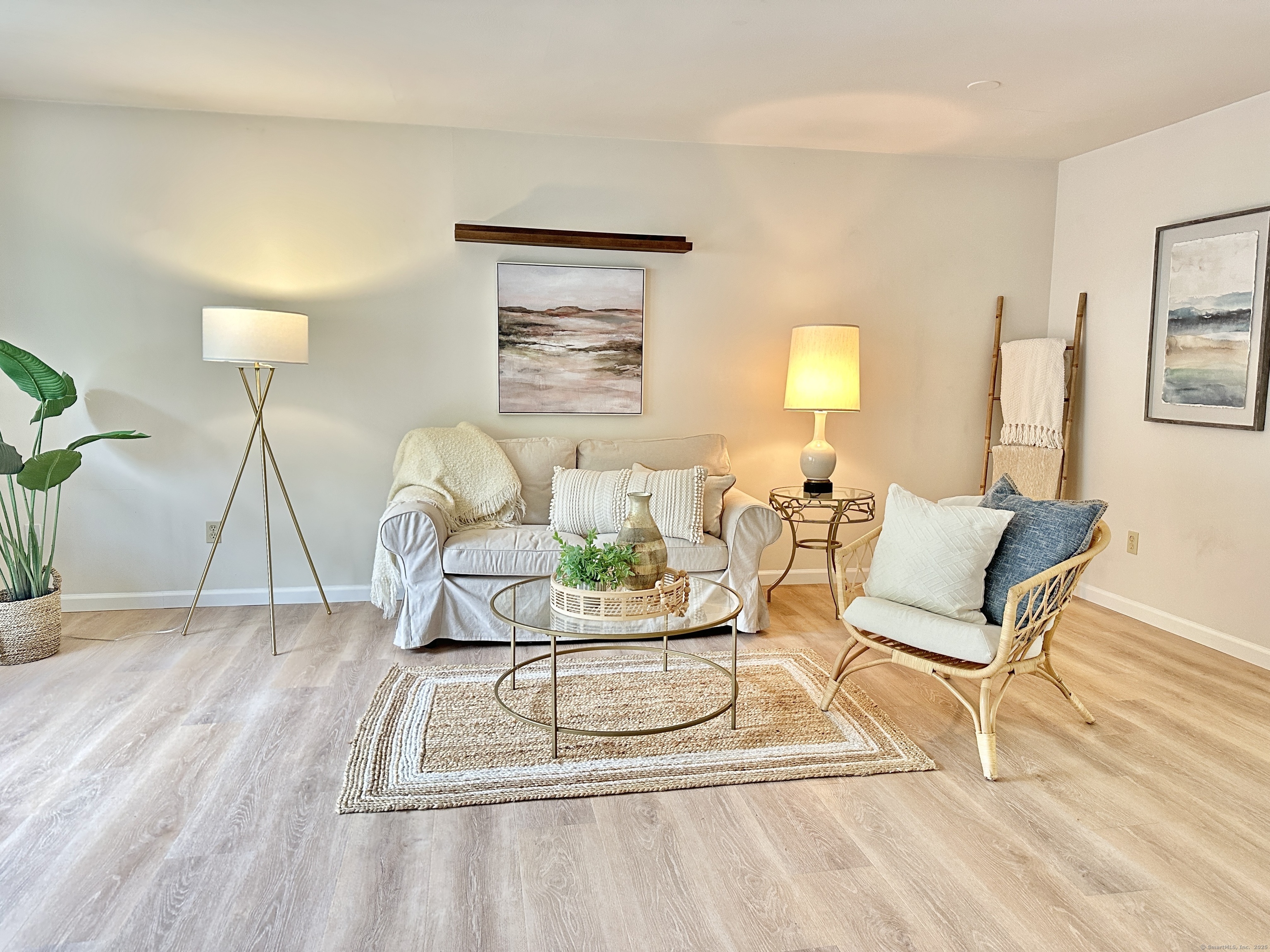 Property for Sale at Brantwood Drive 13, Madison, Connecticut - Bedrooms: 2 
Bathrooms: 2.5 
Rooms: 4  - $324,900