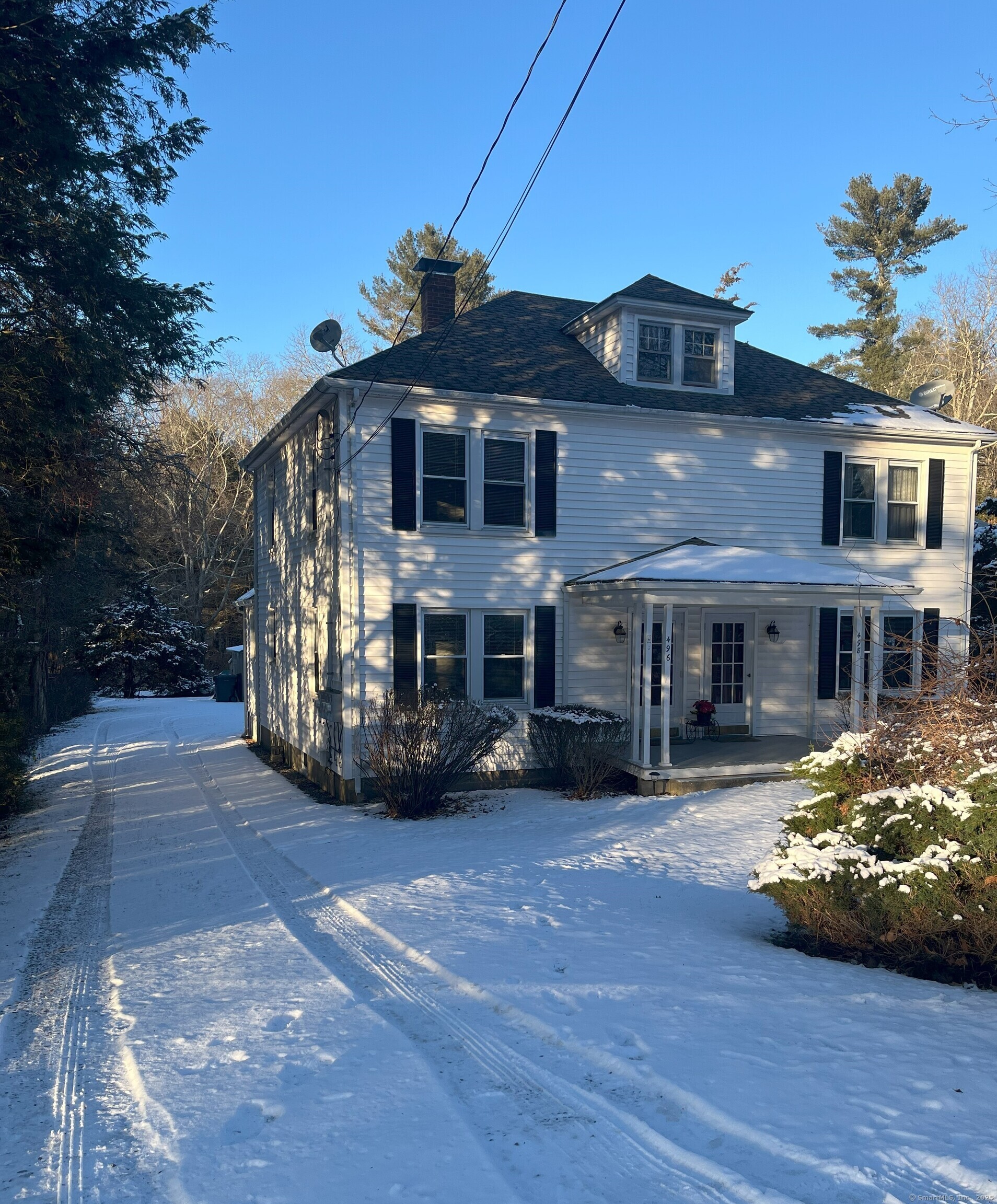 496 E Main Street, Griswold, Connecticut - 2 Bedrooms  
1 Bathrooms  
4 Rooms - 