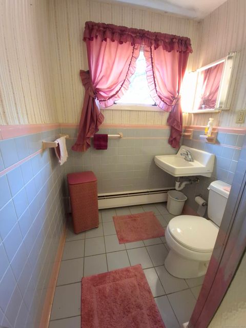 Tiny photo for 7 Knollwood Circle, Simsbury, CT 06070 (MLS # 24136213)