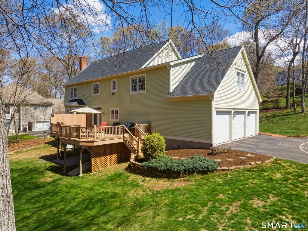 Photo of 227 Old Farms Road, Glastonbury, CT 06073 (MLS # 24162712)