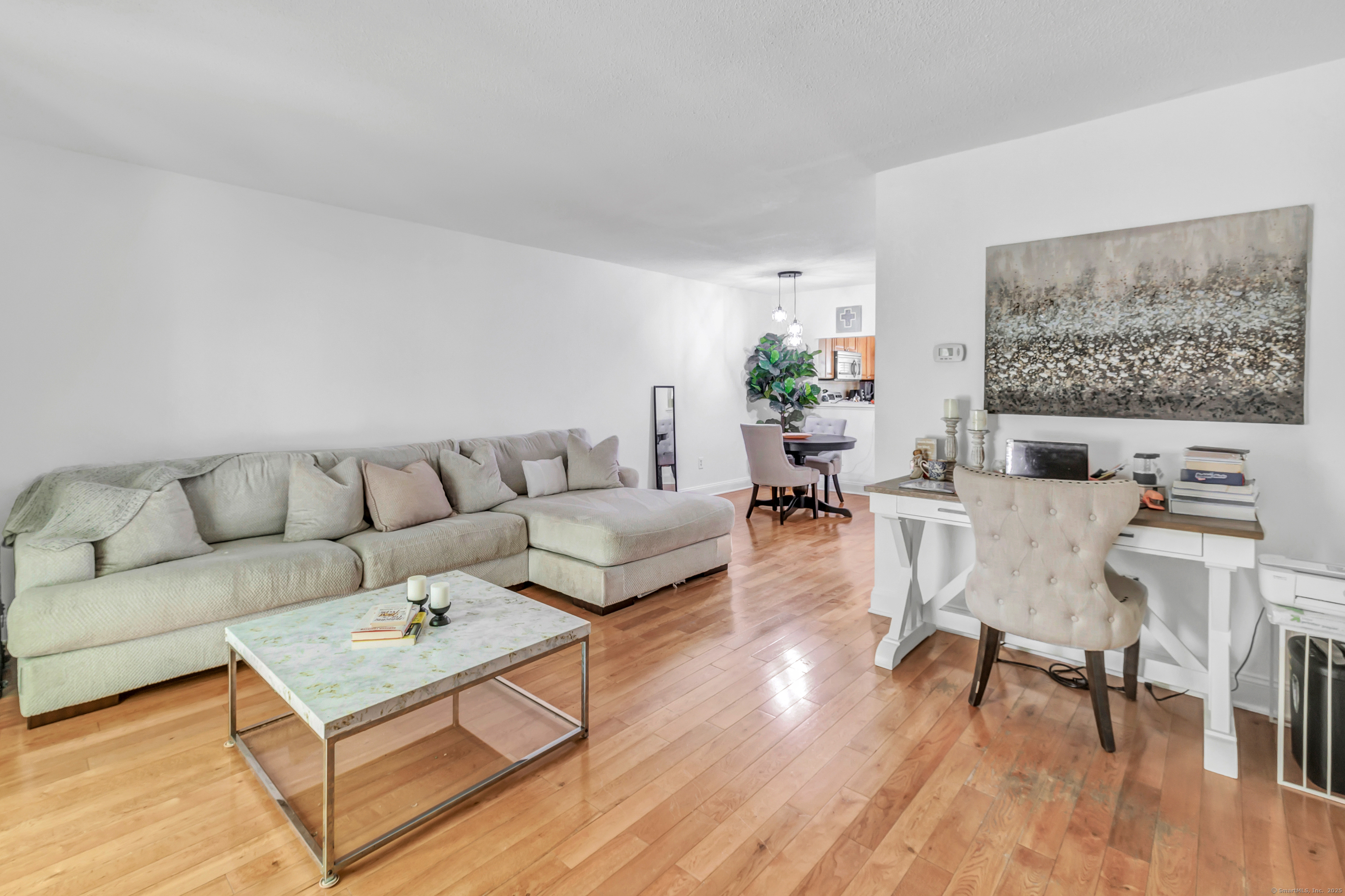 196 New Haven Avenue 322