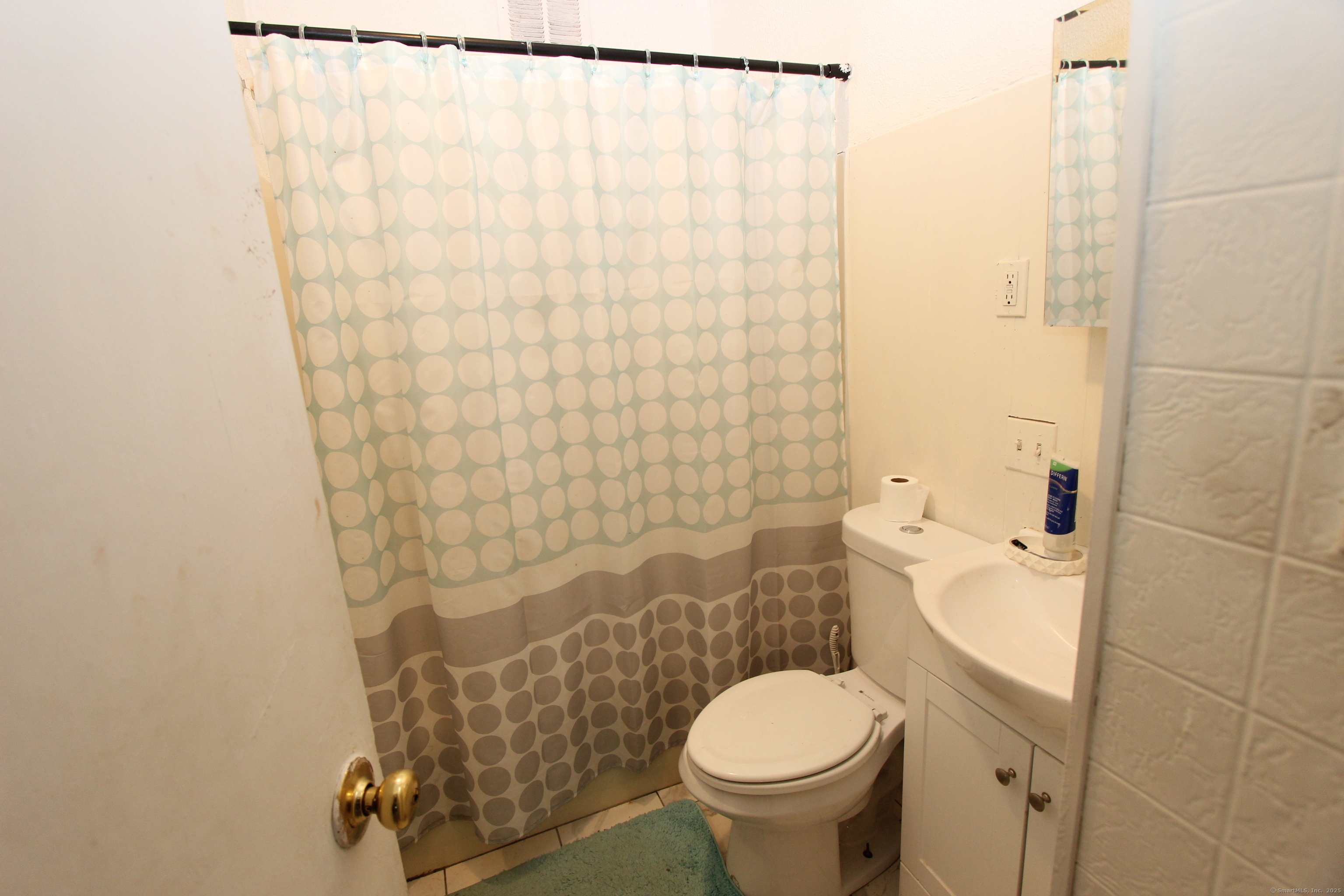 33 Lounsbury Street