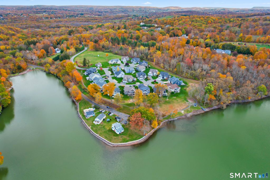 Photo of 20 Lakeview Estates #20, Middlefield, CT 06455 (MLS # 24159620)