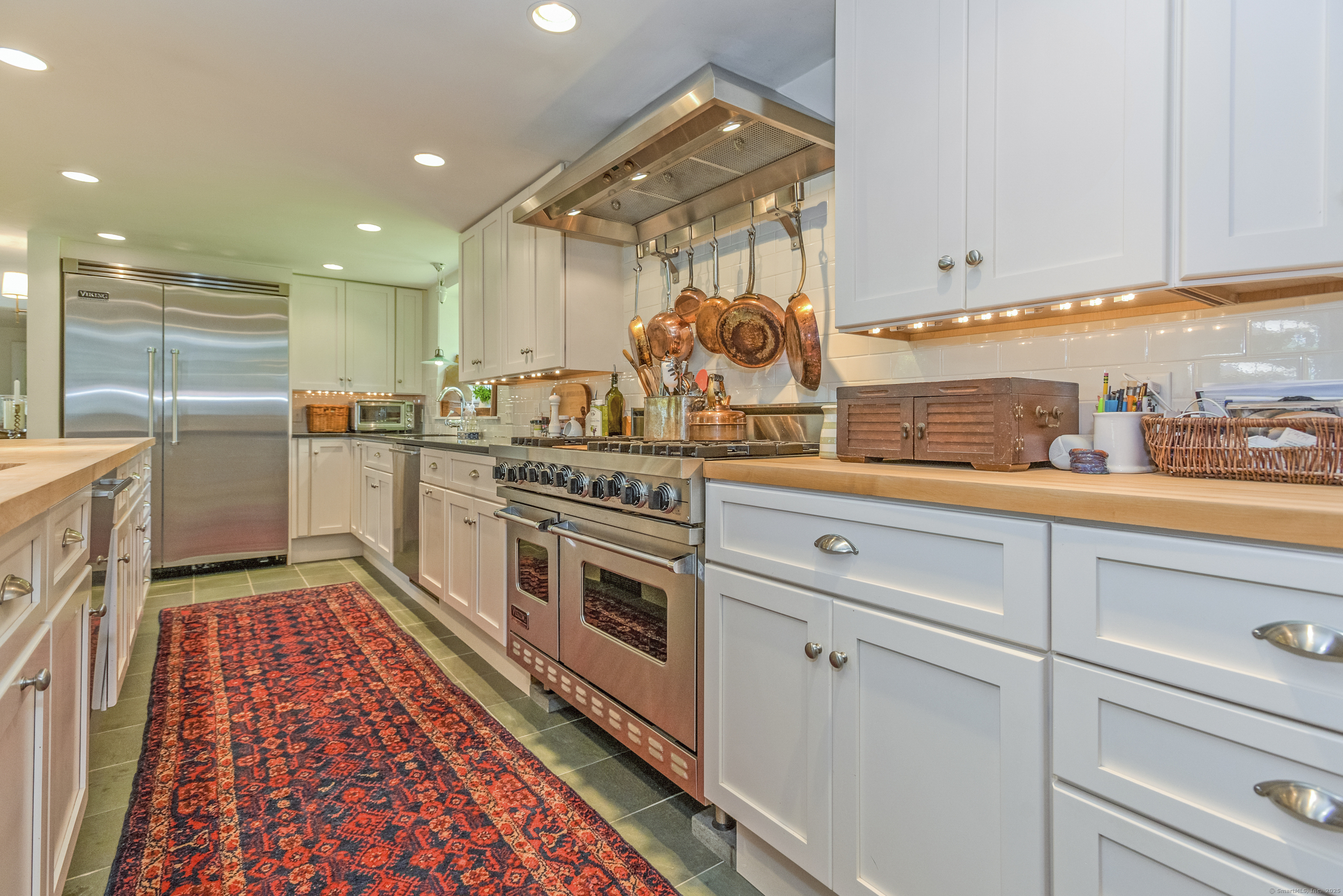 1335 Pequot Trail, Stonington, Connecticut image 4