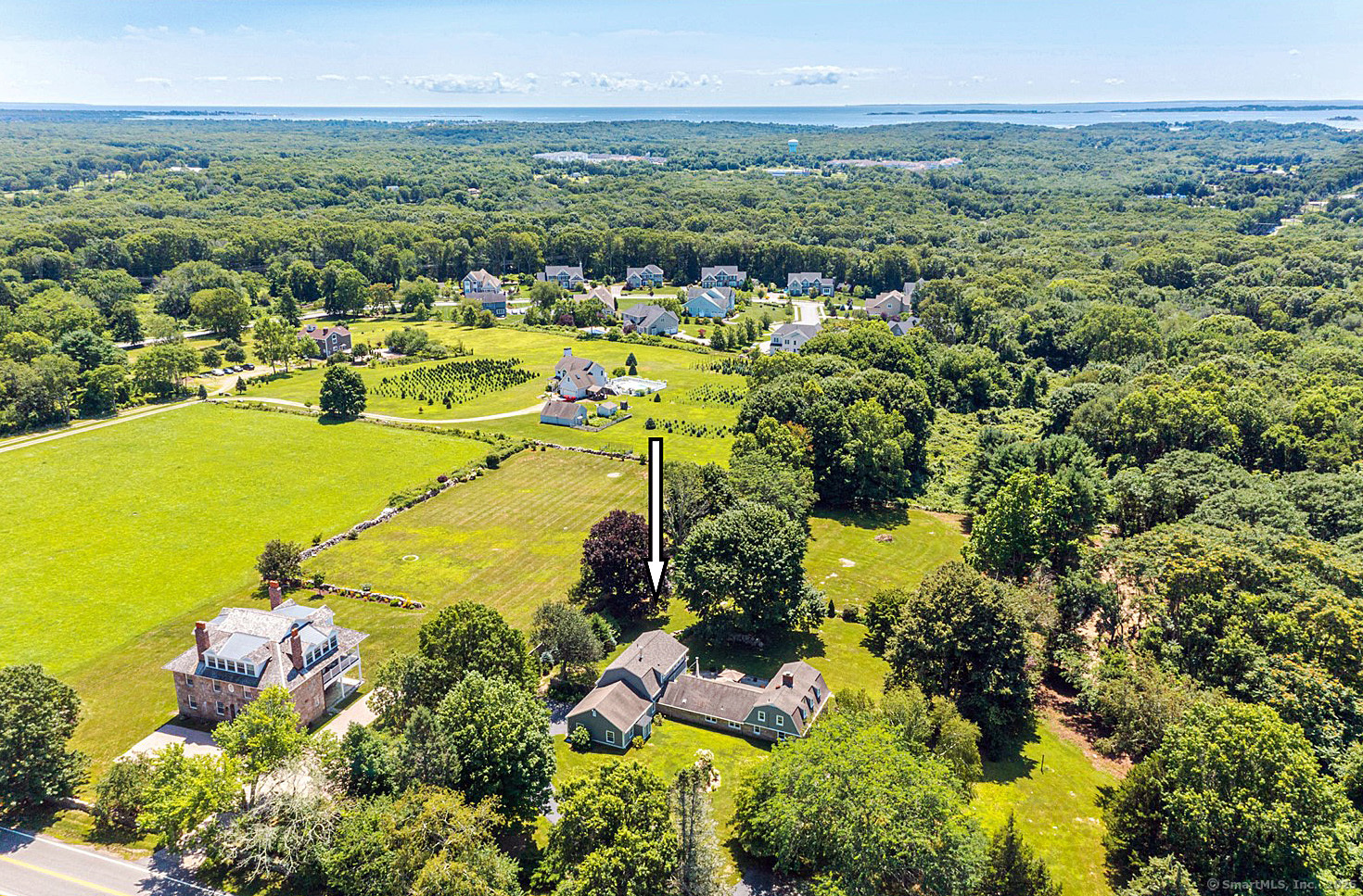 1335 Pequot Trail, Stonington, Connecticut image 1