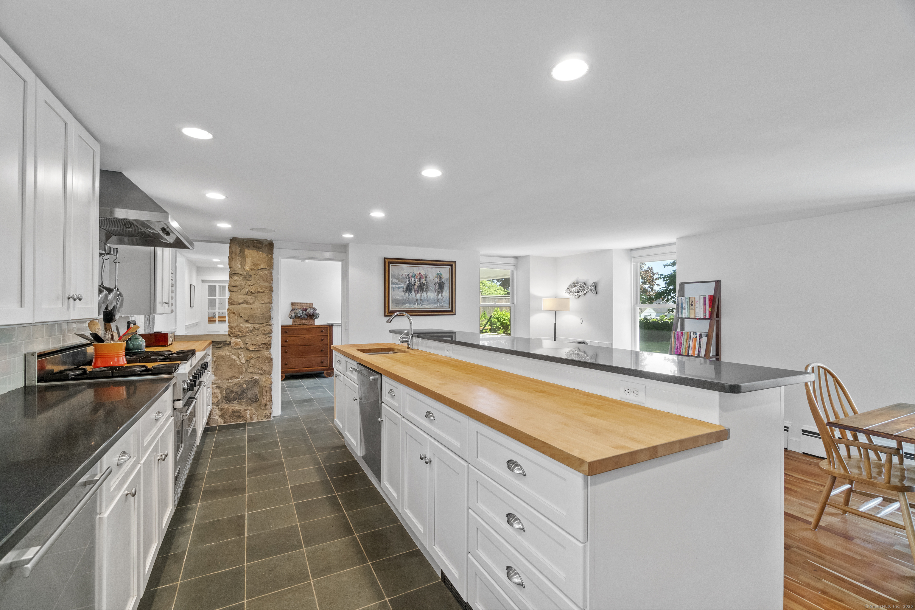 1335 Pequot Trail, Stonington, Connecticut image 13