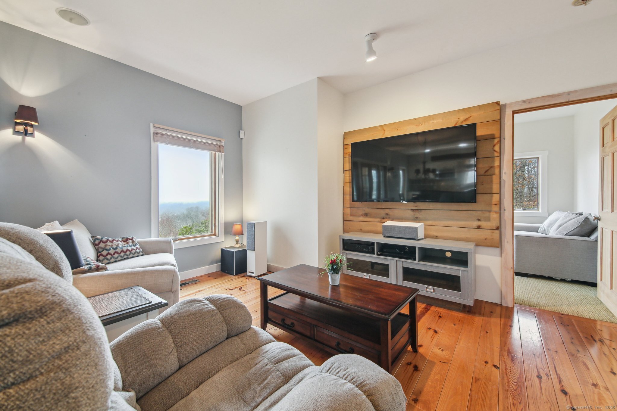 324 Chesterfield Road, Montville, Connecticut image 10