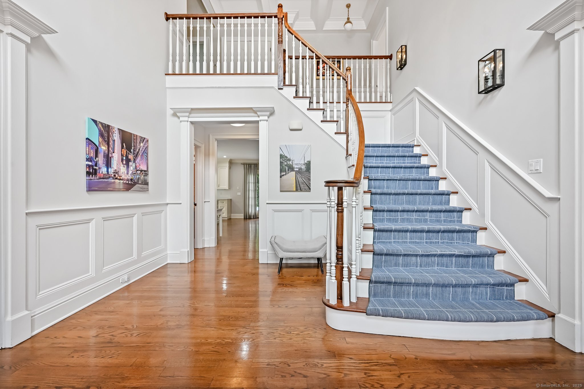 6 Coachlamp Lane