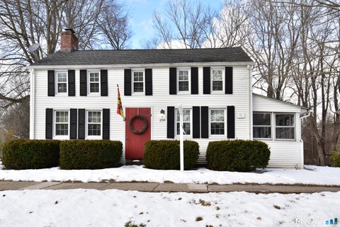 Homes For Sale - 256 Park Avenue<br/> Bloomfield, CT 06002