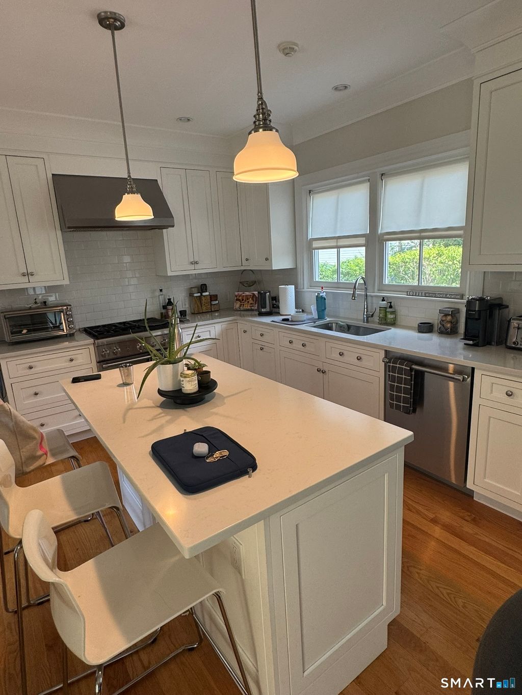 Photo of 65 Sherwood Place #65, Greenwich, CT 06830 (MLS # 24107880)