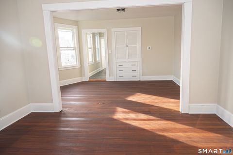 Tiny photo for 20 Roosevelt Street, Manchester, CT 06040 (MLS # 24148019)