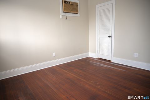 Tiny photo for 20 Roosevelt Street, Manchester, CT 06040 (MLS # 24148019)