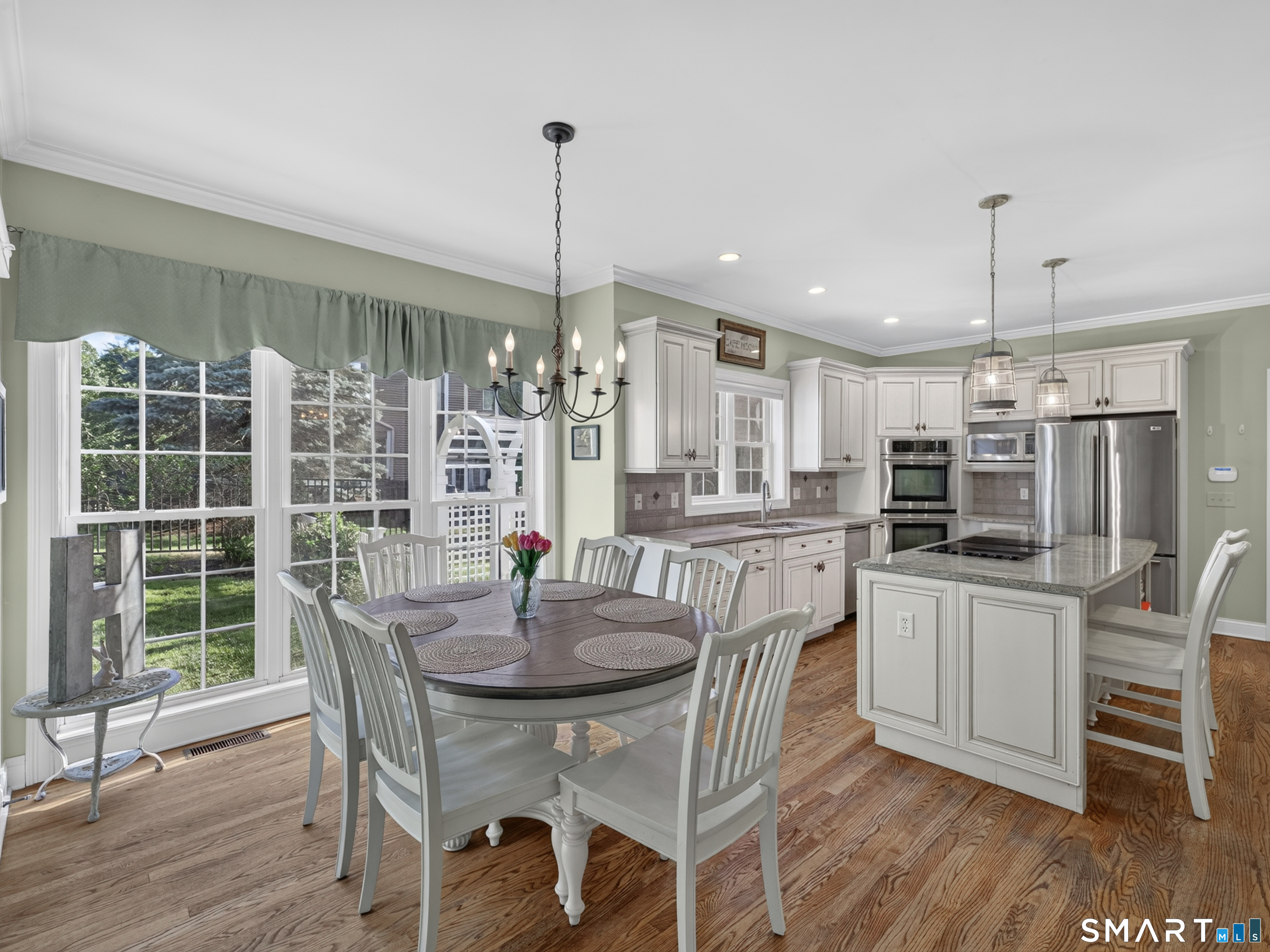 4 Scotch Pine Drive