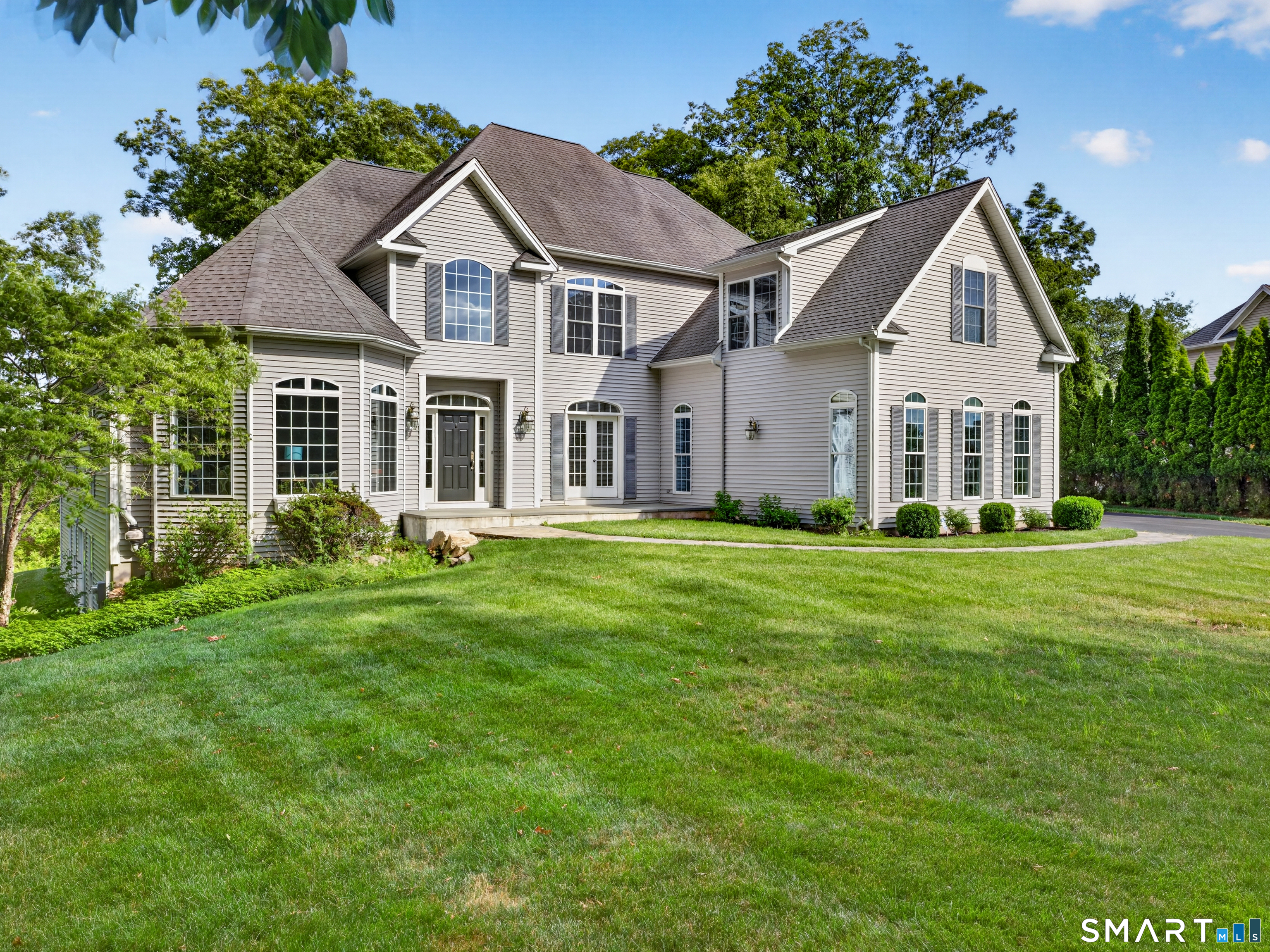4 Scotch Pine Drive