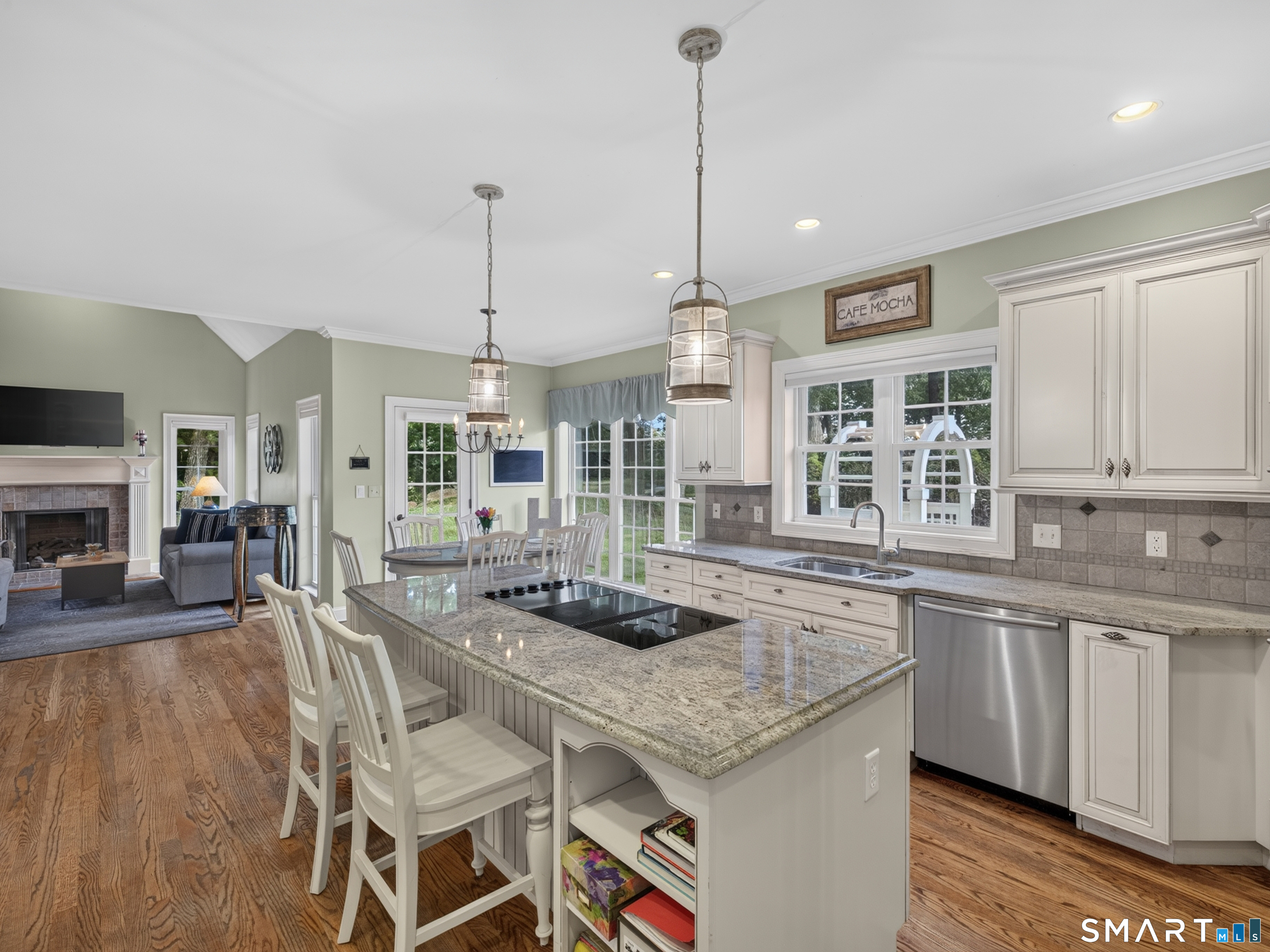 4 Scotch Pine Drive