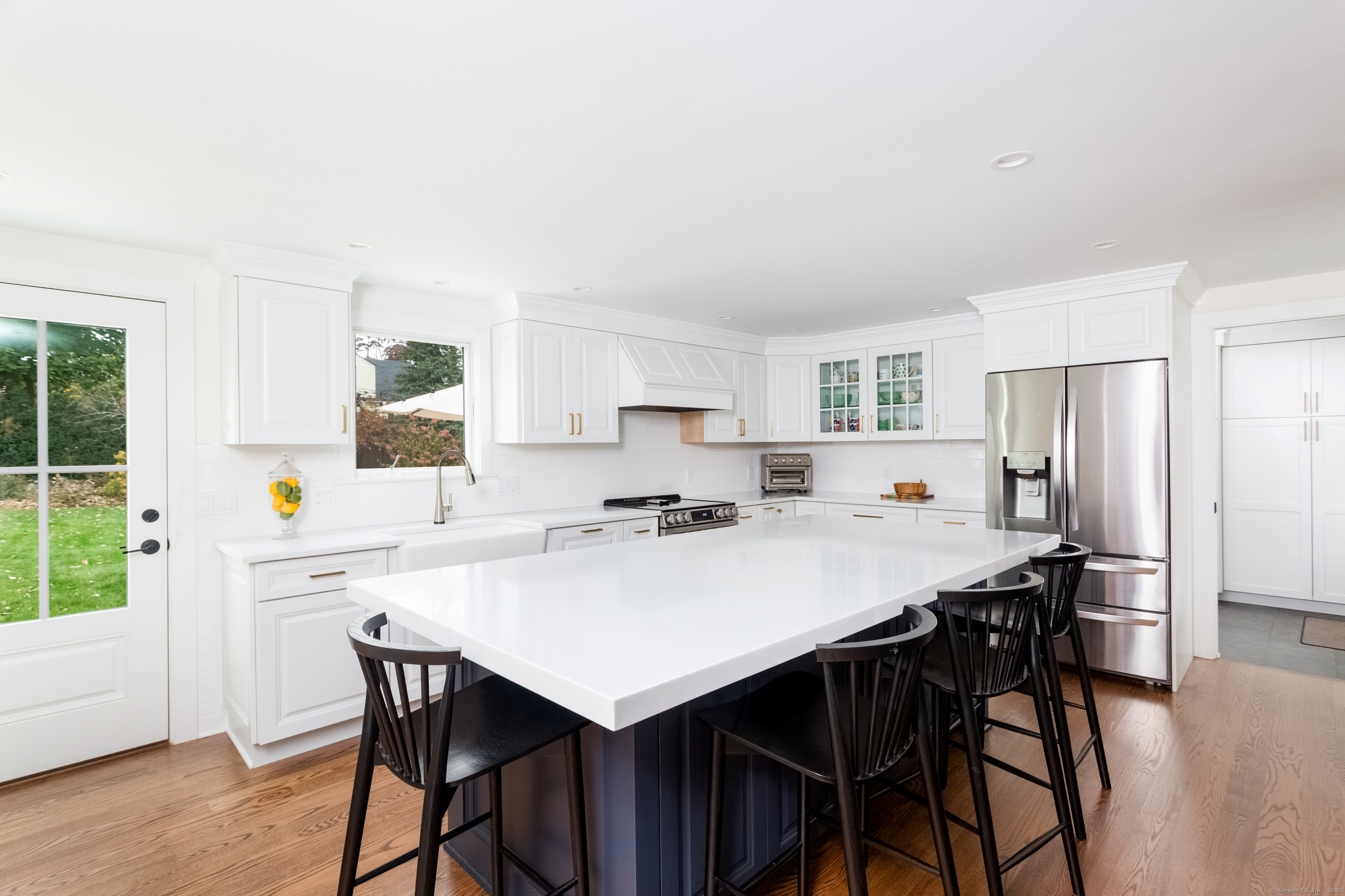 Norwalk, Connecticut 06851, United States, 3 Bedrooms Bedrooms, ,2 BathroomsBathrooms,Residential,Pending,235381