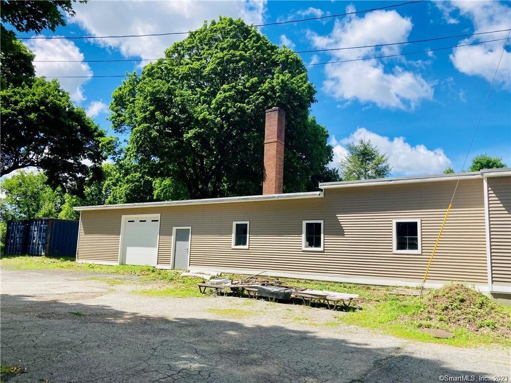 96 Lebanon Avenue REAR