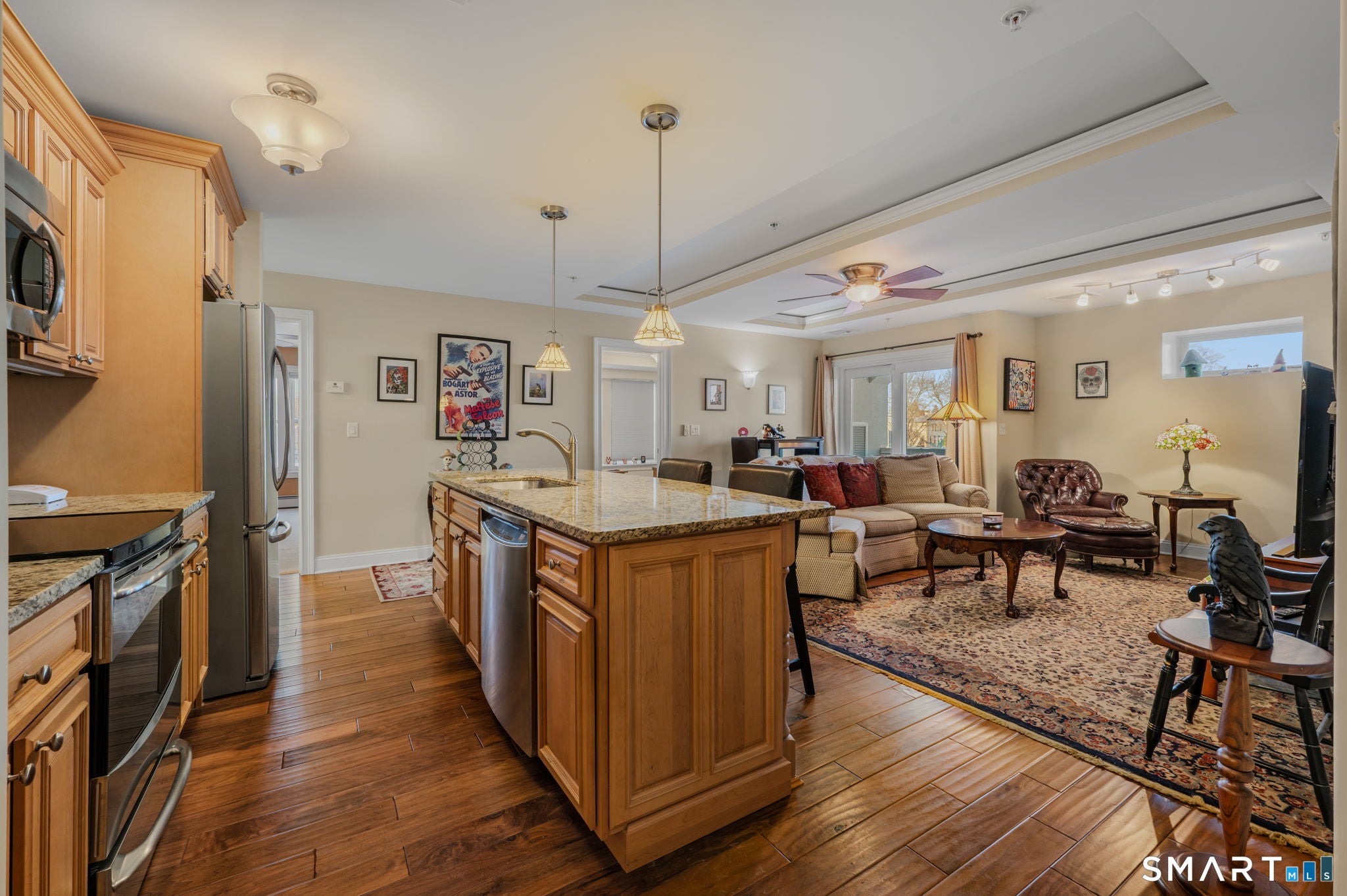 461 Bank Street 402