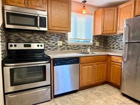 Tiny photo for 205 Homestead Street #APT B2, Manchester, CT 06042 (MLS # 24133519)