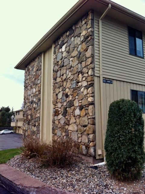 Tiny photo for 205 Homestead Street #APT B2, Manchester, CT 06042 (MLS # 24133519)
