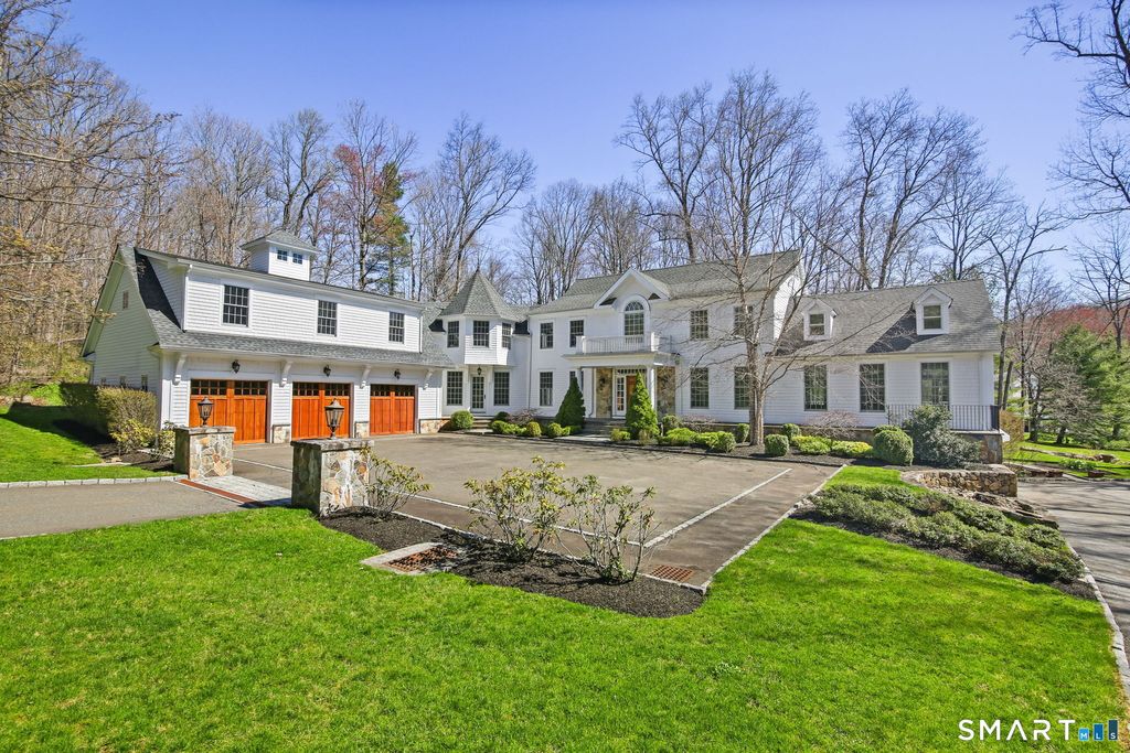Photo of 323 Smith Ridge Road, New Canaan, CT 06840 (MLS # 24166880)