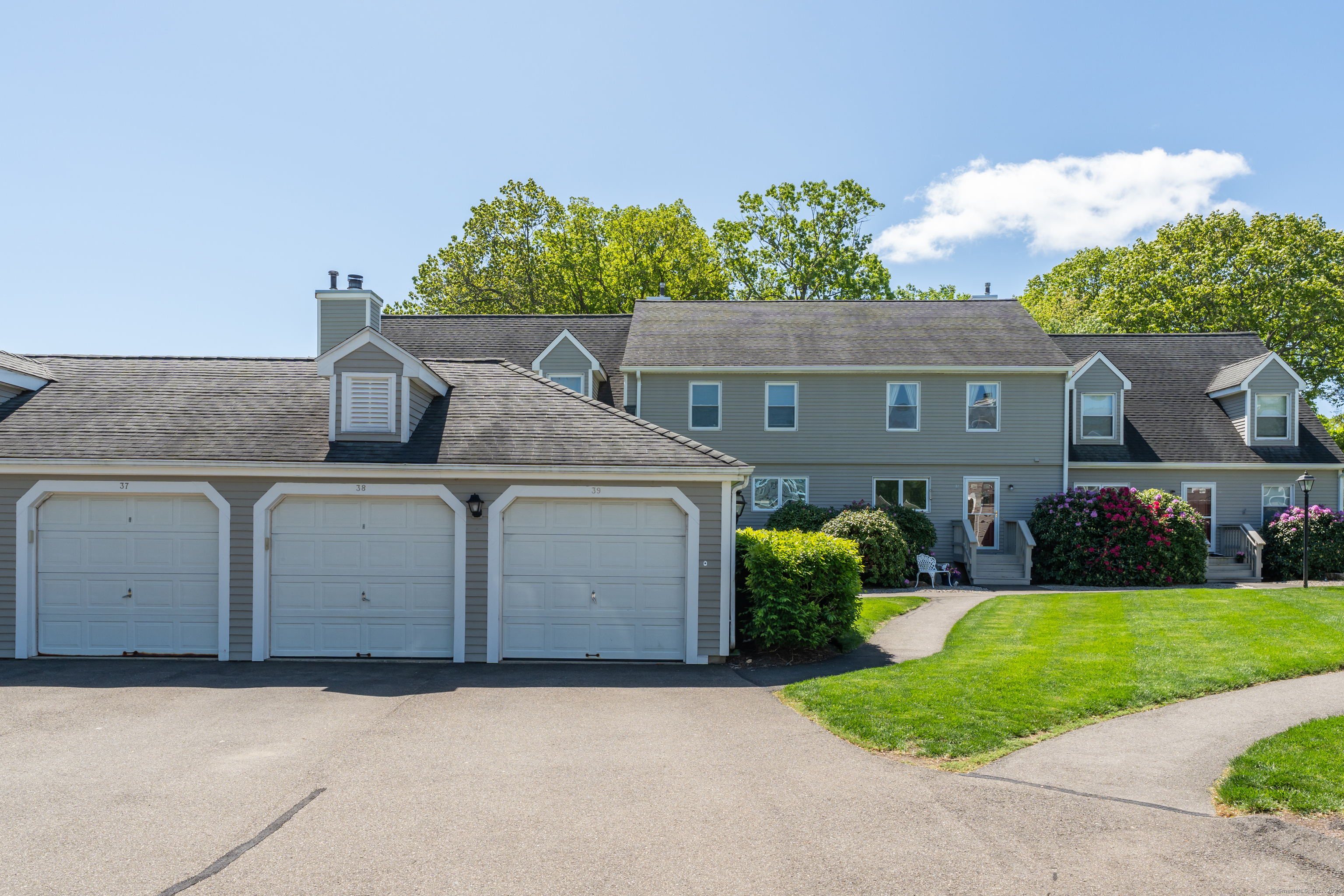 214 Alps Road 37