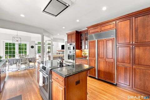 Tiny photo for 9 Whitehall Court, Middlebury, CT 06762 (MLS # 24204911)
