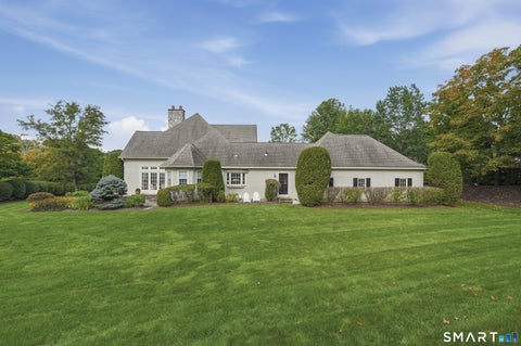 Tiny photo for 9 Whitehall Court, Middlebury, CT 06762 (MLS # 24204911)