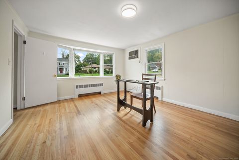 Tiny photo for 8 Tanglewood Road, West Hartford, CT 06117 (MLS # 24134998)