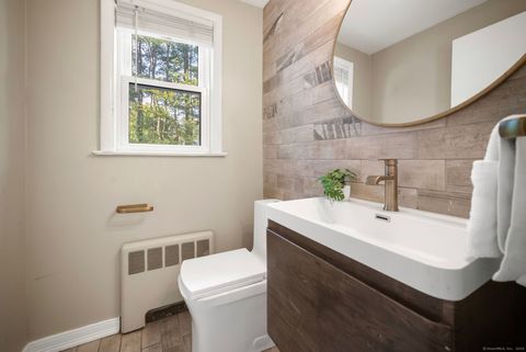 Tiny photo for 8 Tanglewood Road, West Hartford, CT 06117 (MLS # 24134998)