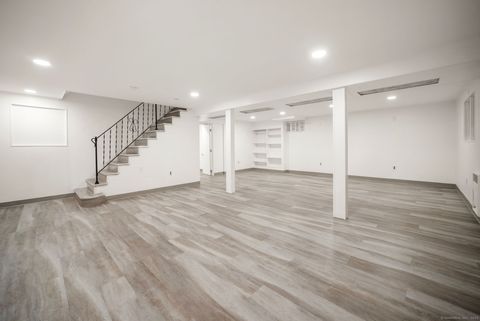 Tiny photo for 8 Tanglewood Road, West Hartford, CT 06117 (MLS # 24134998)