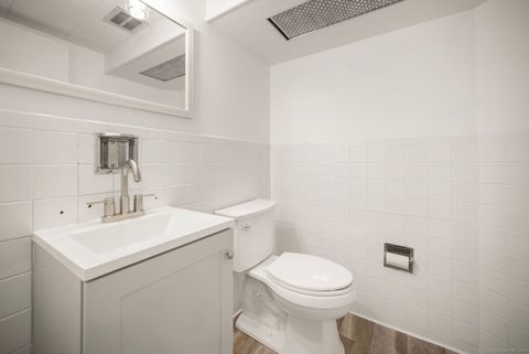 Tiny photo for 8 Tanglewood Road, West Hartford, CT 06117 (MLS # 24134998)