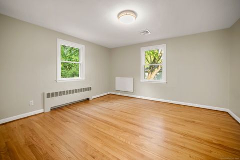 Tiny photo for 8 Tanglewood Road, West Hartford, CT 06117 (MLS # 24134998)