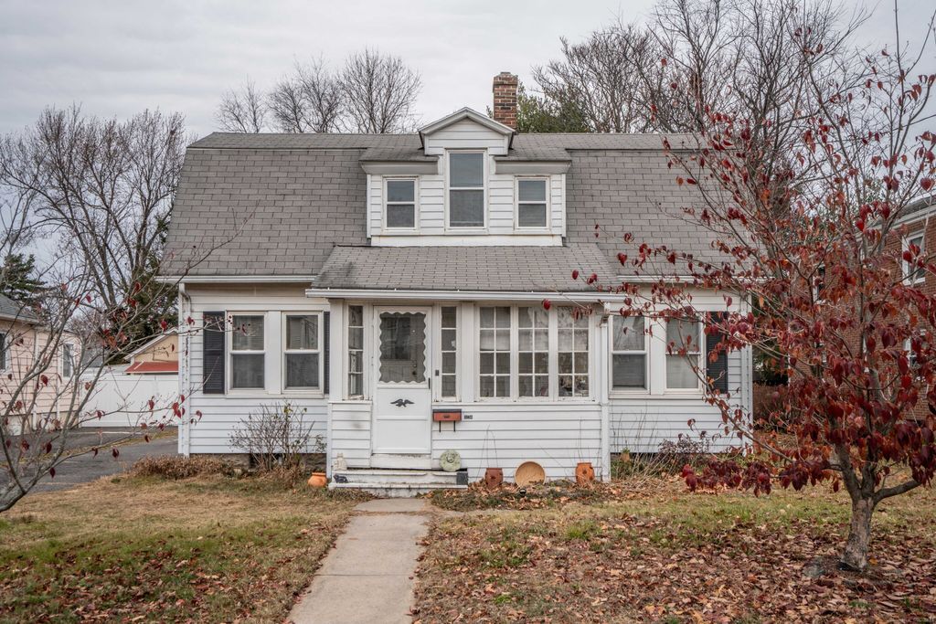 Photo of 176 Sisson Street, East Hartford, CT 06118 (MLS # 24142948)