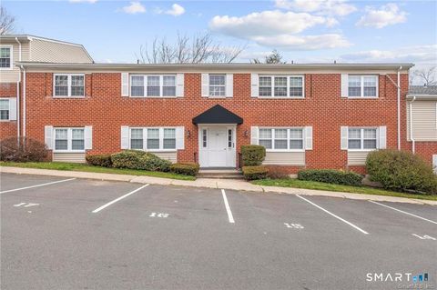 Photo of 50 Greenhouse Road #26B, Bridgeport, CT 06606 (MLS # 24166606)