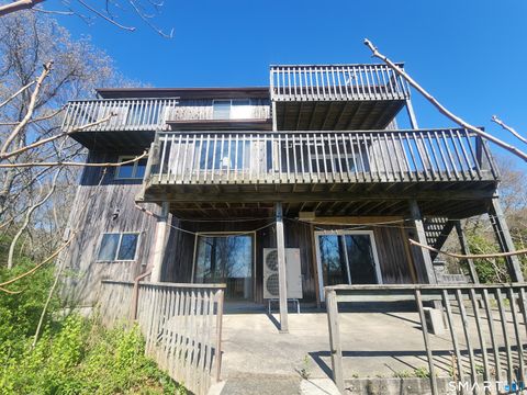 Photo of 6 Watch Hill Road, Old Saybrook, CT 06475 (MLS # 24170006)