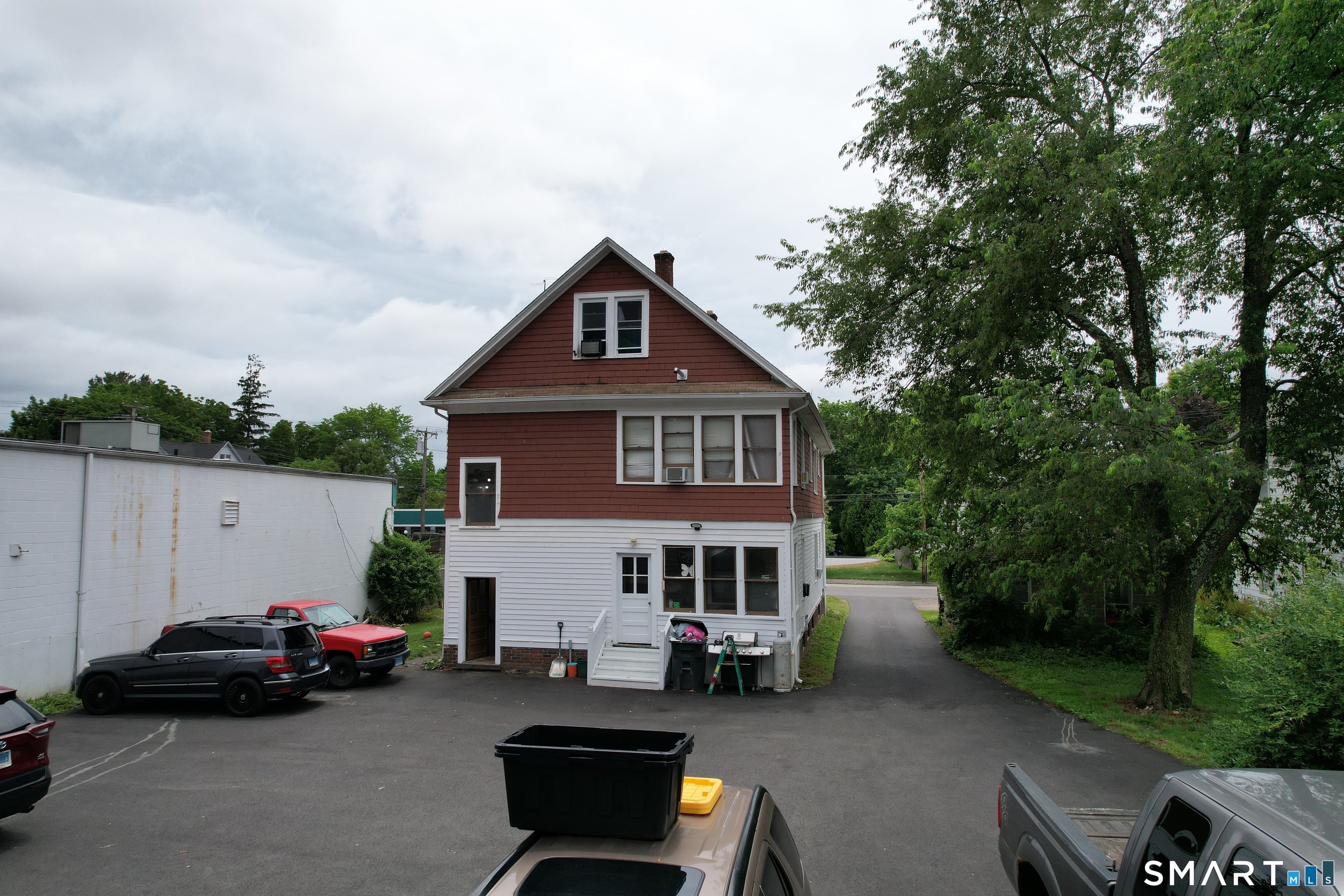 352 North Elm Street
