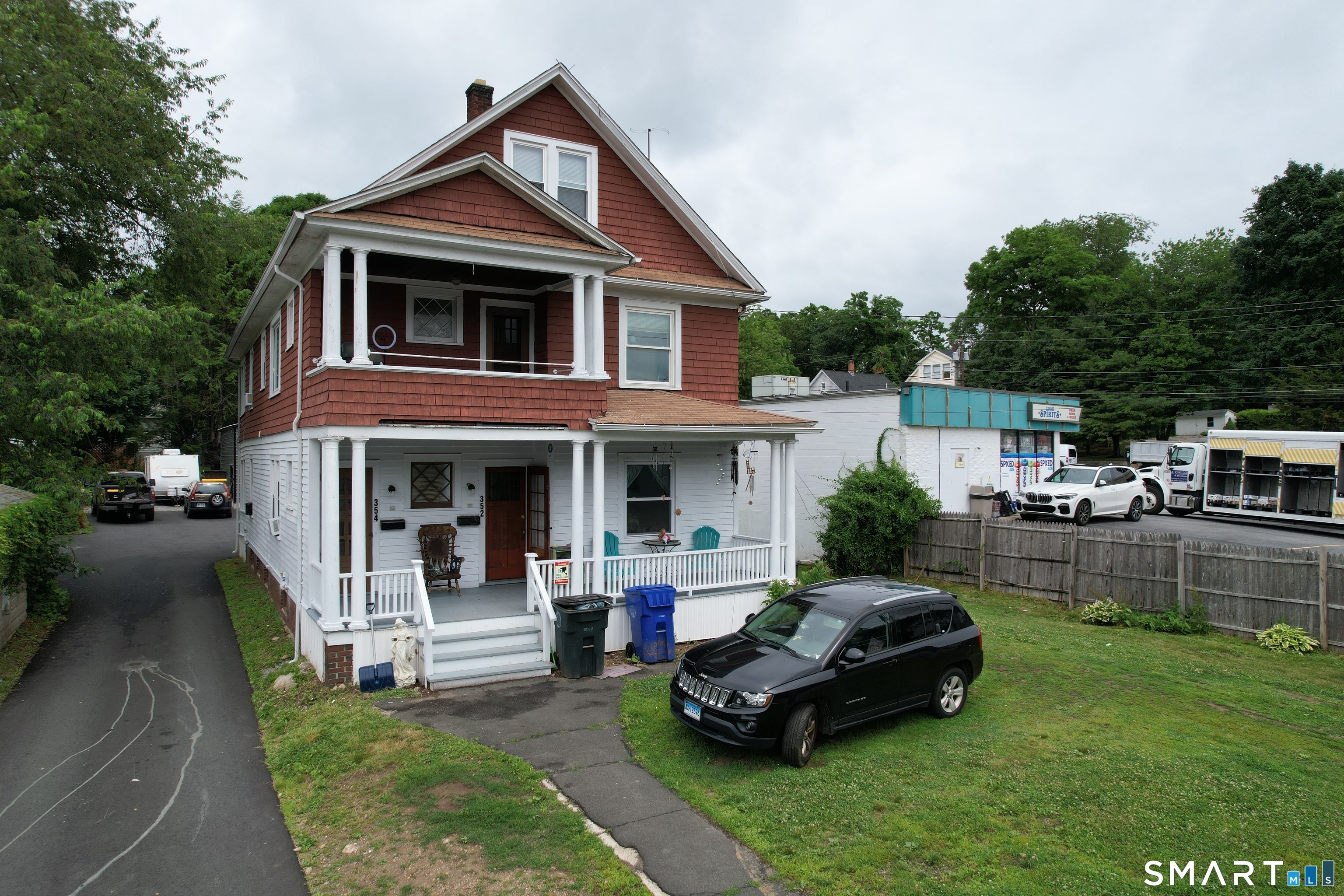 352 North Elm Street
