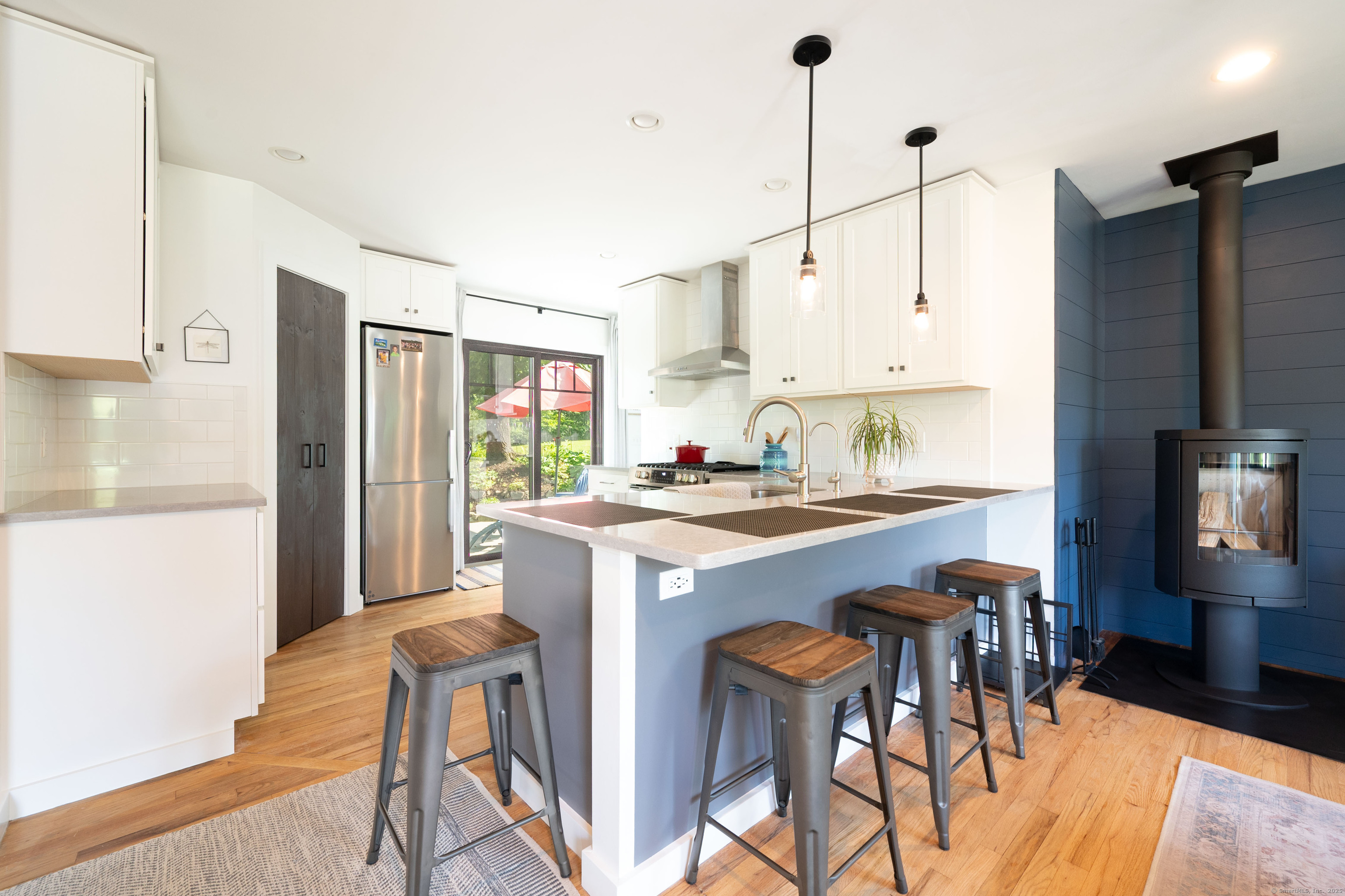 2 Melillo Avenue