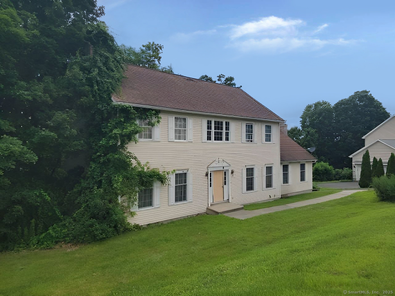 7 Fawn Meadow Drive