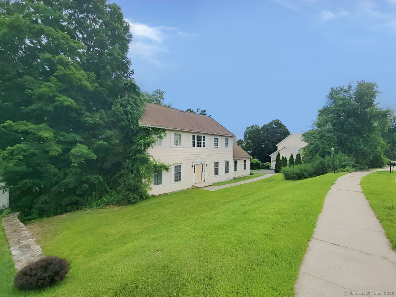 7 Fawn Meadow Drive