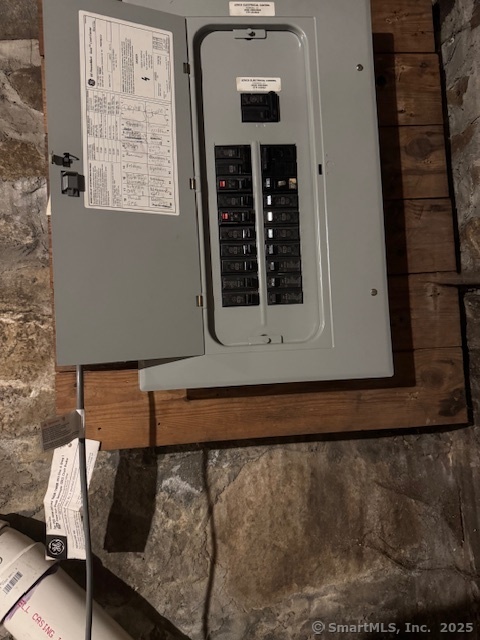 Windham, Connecticut 06226, United States, 2 Bedrooms Bedrooms, ,1 BathroomBathrooms,Residential,Coming Soon,219450