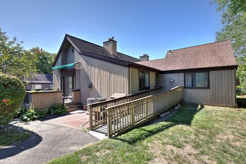 736 Quinnipiac Lane B Stratford CT 06614