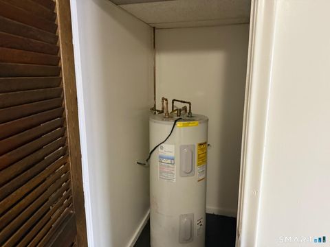 Tiny photo for 1274 E Main Street #D12, Meriden, CT 06450 (MLS # 24162894)